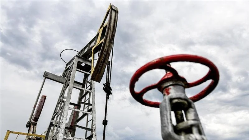 ABD, Orta Doğu’daki arz kaybı nedeniyle petrol fiyatı tahminlerini artırdı