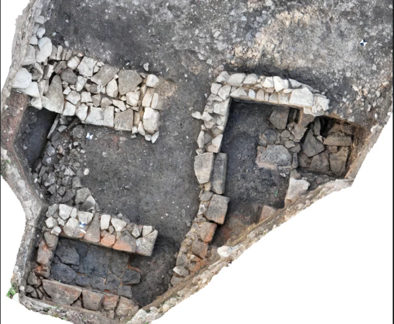 600 Yıllık Nadir Su Sistemi, Orta Çağ Manastırının Gerilemek Yerine Geliştiğini Ortaya Çıkardı